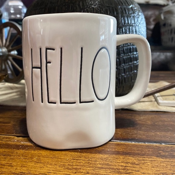 Rae Dunn Hello mug - Picture 2 of 4
